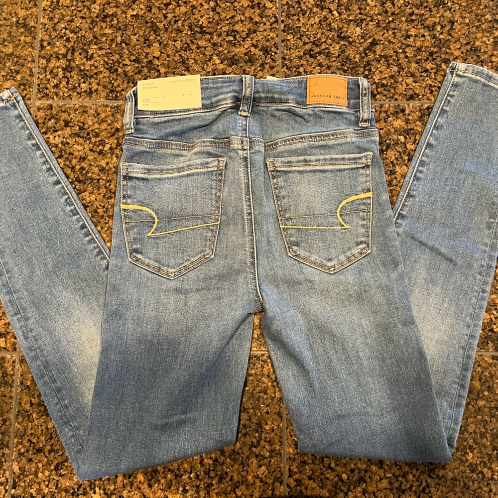 NWT American Eagle Hi Rise Jeggings
